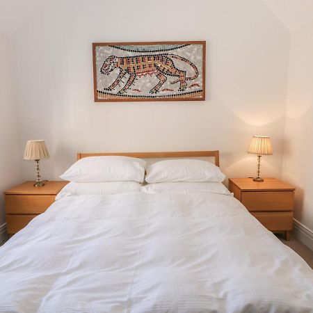 Villa Sterling House Robin Hood's Bay Exterior foto